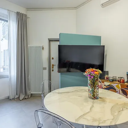Morrone 10 Stile E Relax Risorgimento - Vesta Appartement Milan